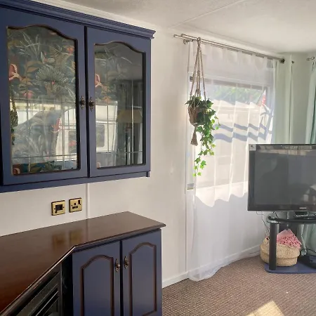 Lucy Duzy Kempingowy - Camp Spot 营地 *