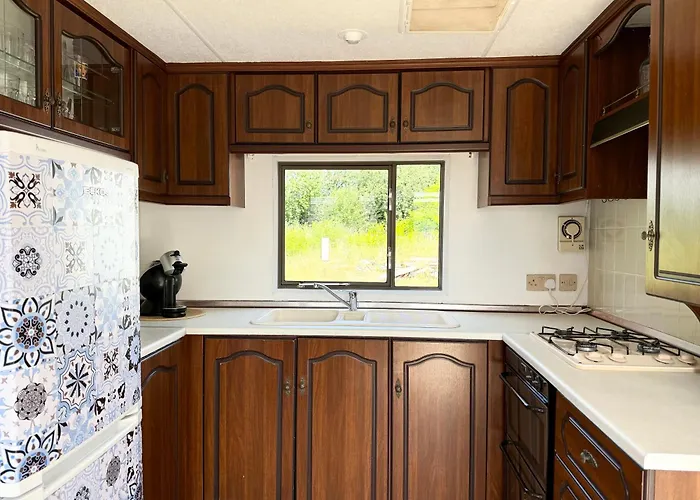 营地 Lucy Duzy Kempingowy - Camp Spot Chałupy